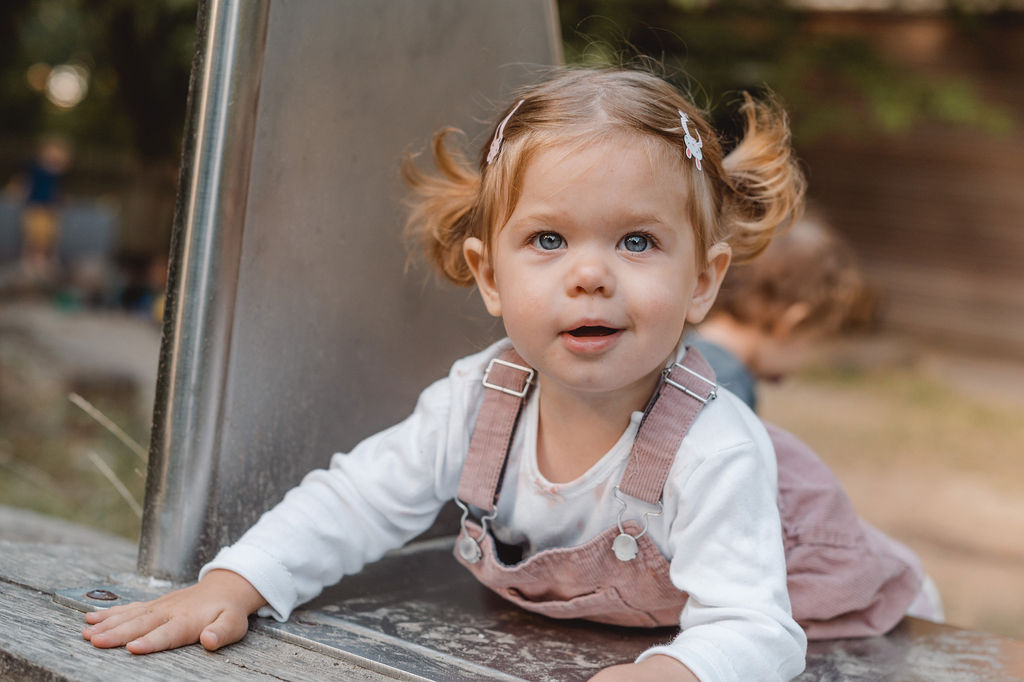 Kita-Fotografie in Hamburg – spielende Kinder im Kindergarten