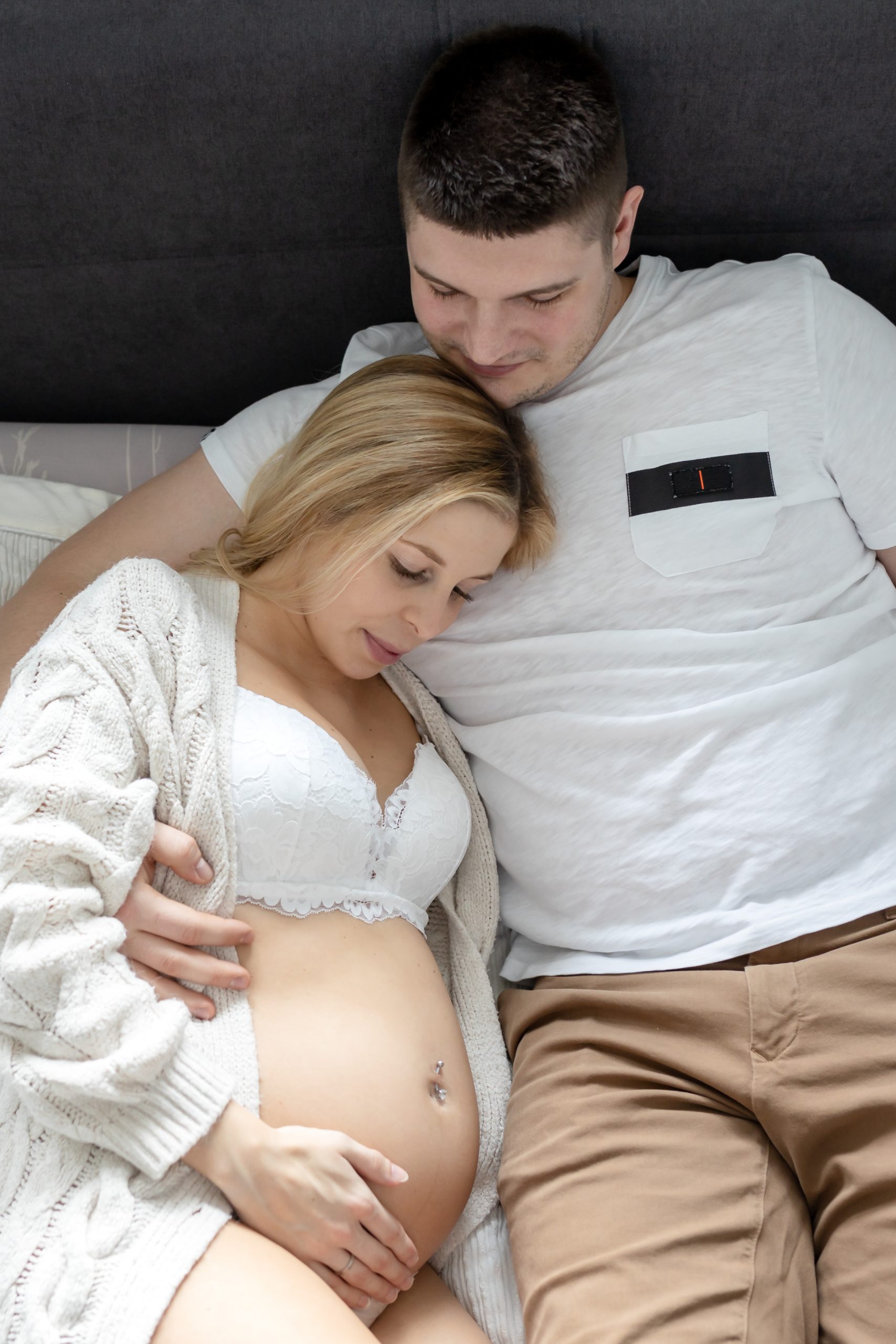 Babybauchfotos in der Natur – emotionale Erinnerungen
