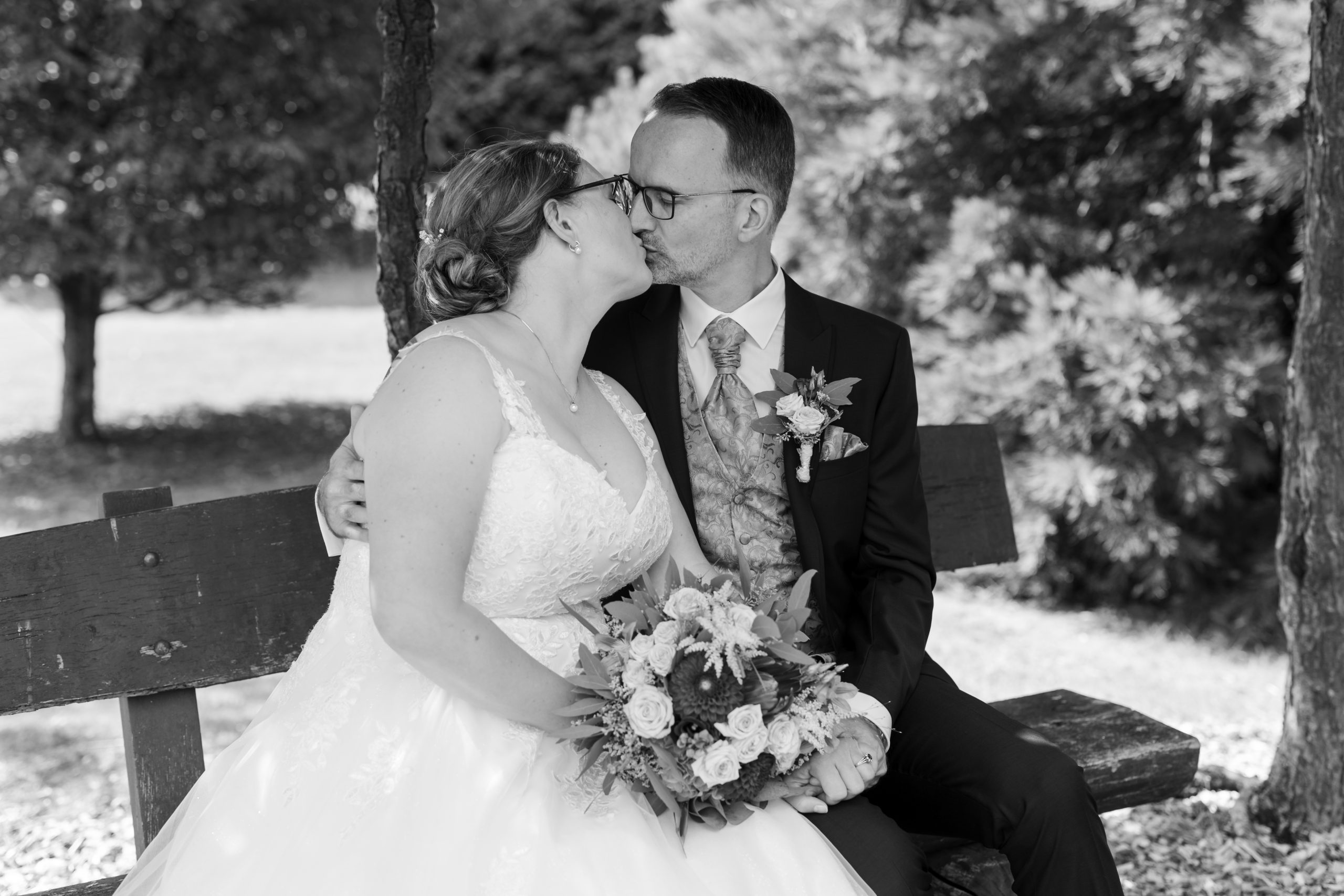 Eltern mit Baby Zuhause in einem ruhigen unbeobachteten Moment Hamburg